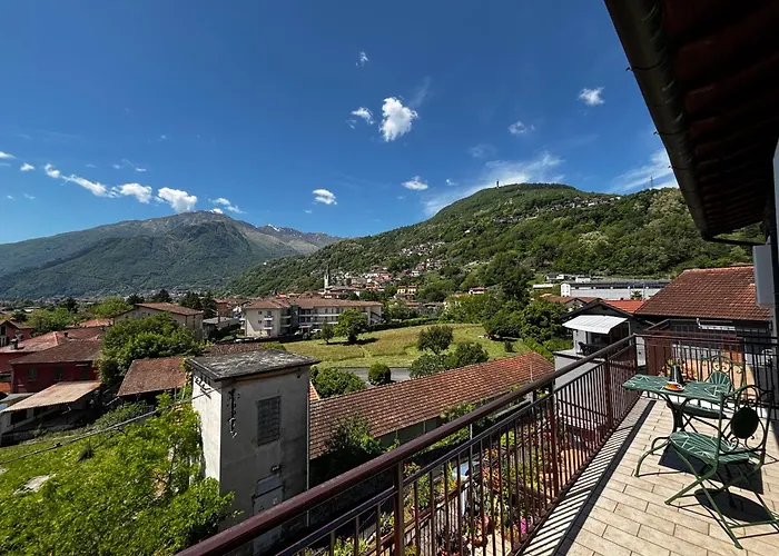 Apartmán Dennis House - Larihome A86 *