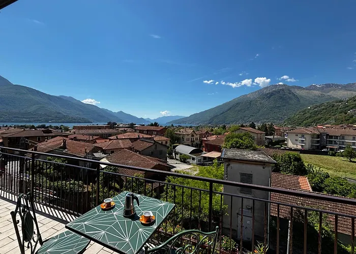 Dennis House - Larihome A86 Apartmán *