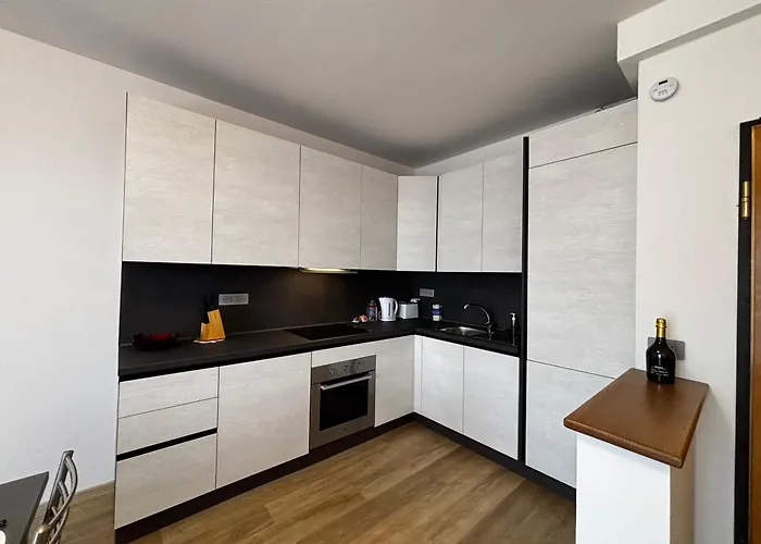 דירה Dennis House - Larihome A86 גראבדונה