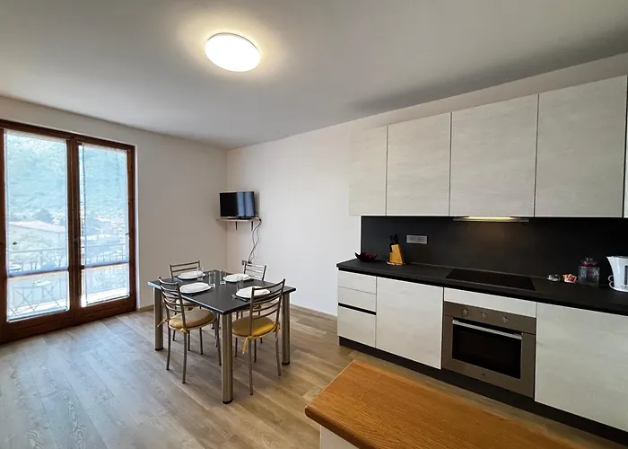 Διαμέρισμα Dennis House - Larihome A86